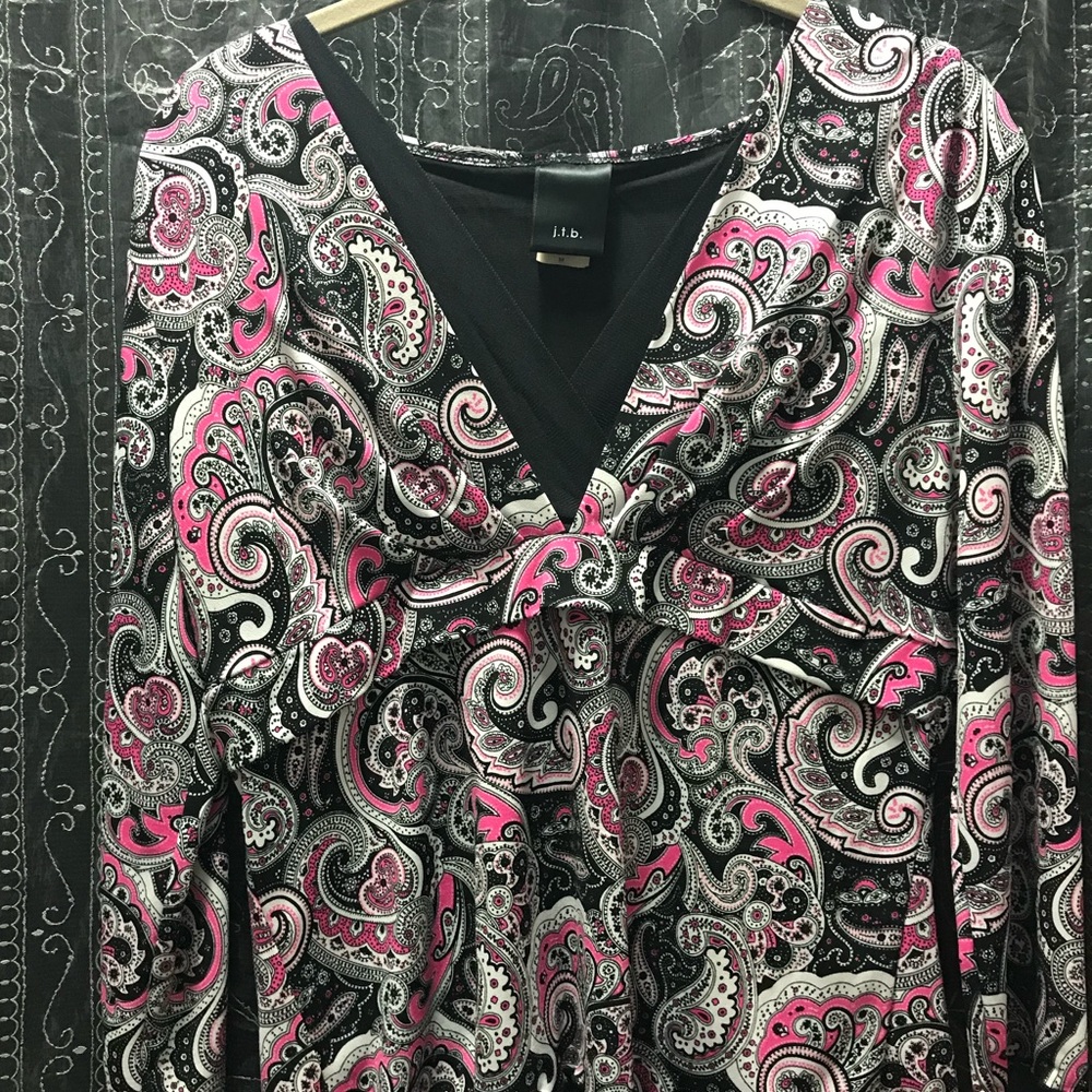 Pink and black ladies cross cross front top Sz Med